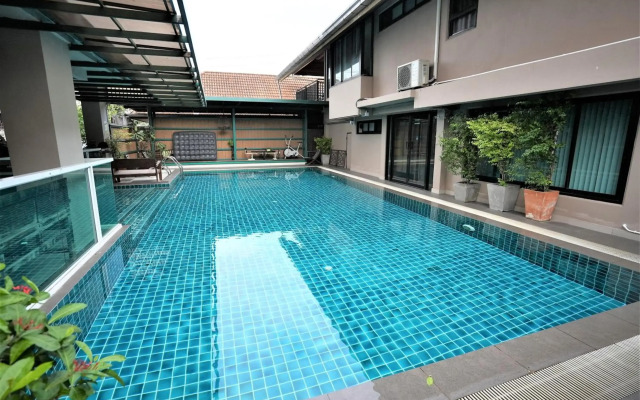 Baan Tanwa - MRT Ratchadapisek