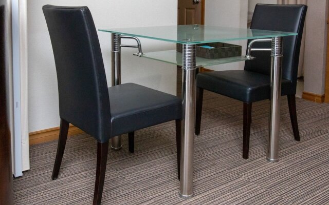 OYO Business Takahata Ekimae Hotel