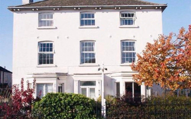 Brookthorpe Lodge