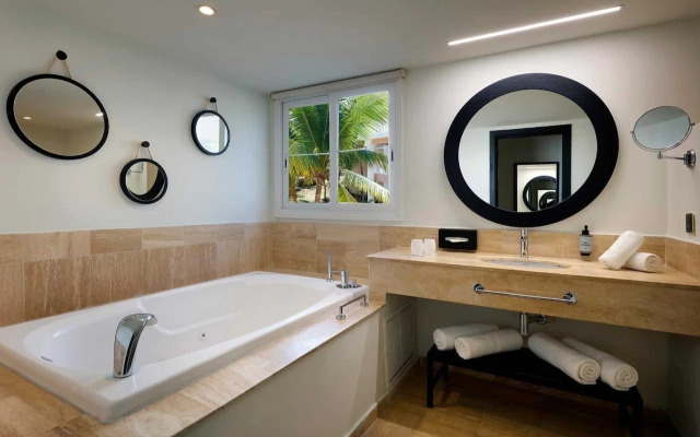 Grand Palladium Jamaica Resort & Spa All Inclusive