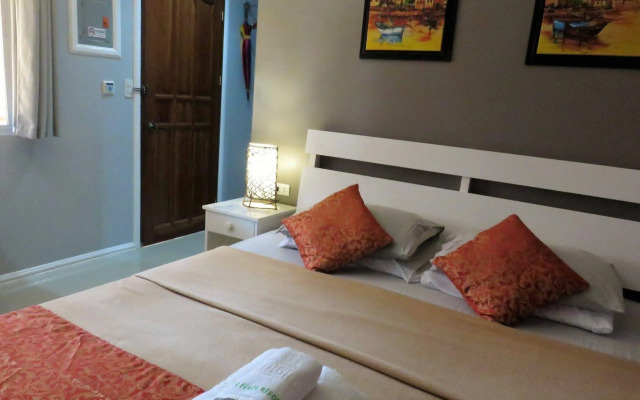 Kav's Beach Resort
