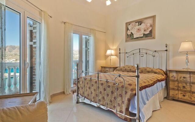 Sea Sound Villa