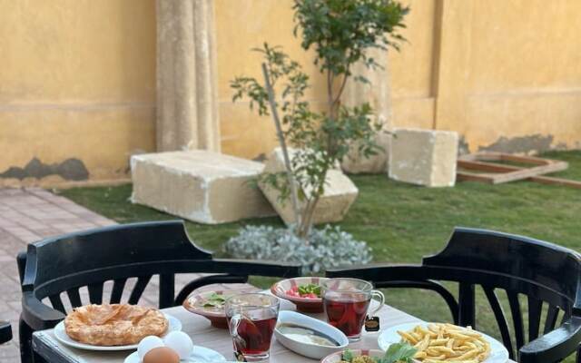 K Boutique Pyramids View West