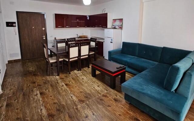 Daily Apartment near Center 1+1