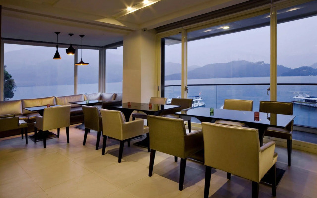 Spa Home Sun Moon Lake Luxury Lakeside Hotel