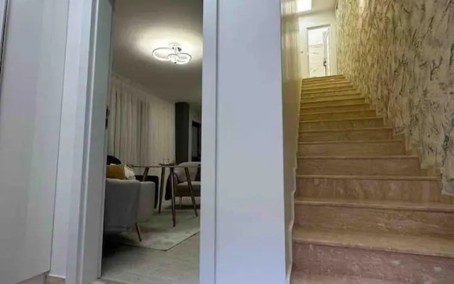 Luxurious Beach House With Wi-fi and Parking