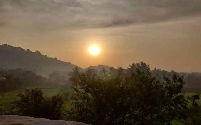 Sunrise Guest House & Restaurant