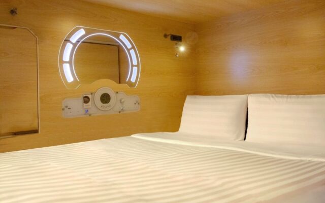 Luma Casa Capsule Hotel @ Setia Alam