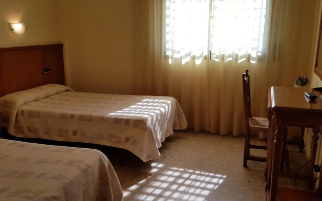 Hotel Reina Isabel