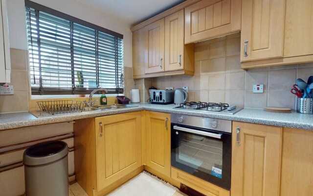 Stunning 2-bed Apartment in Grays