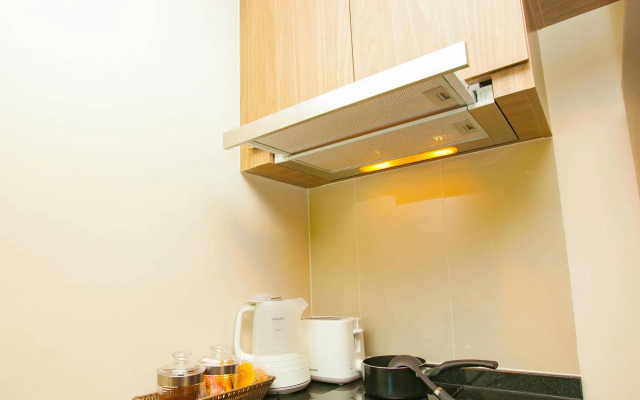 Charming Pool View by Rain Cha Am Condo