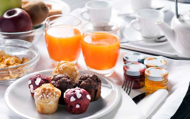 Radisson Hotel Nola Naples