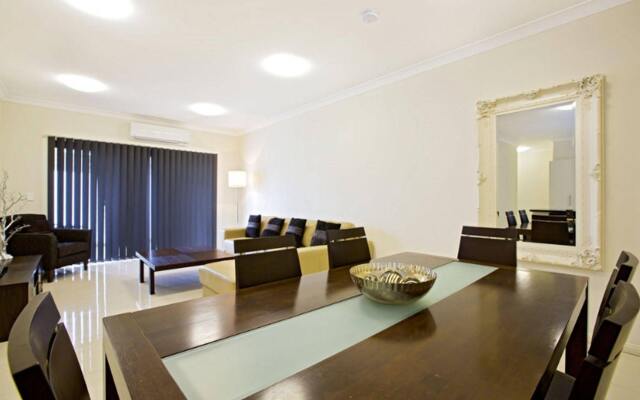 Astina Serviced Apartments - Central
