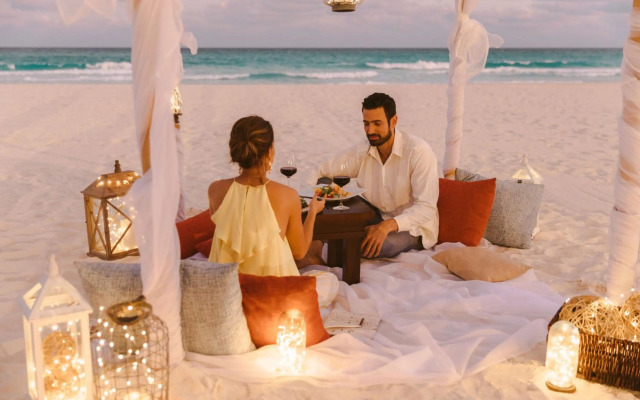 Royal Select at Grand Park Royal Cancun-All Inclusive-Adults Only