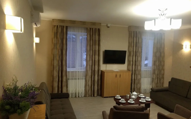 Tango in Glade Comfort Hotel