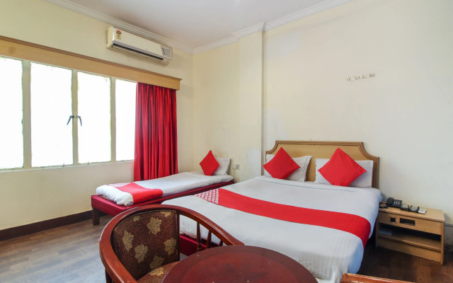 OYO 12237 Luxury Villas