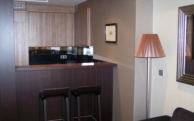 Washington Parquesol Suites & Hotel