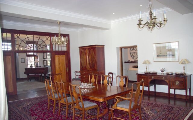 Vredenburg Manor House