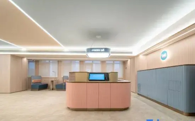 Hanting Hotel (Hangzhou Olympic  Expo City Mingxing Road Metro Station)