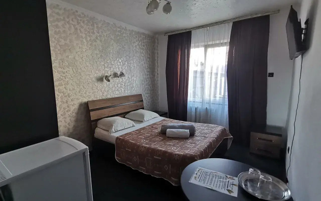 Elena Guest House