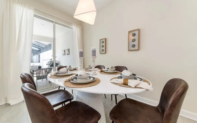 Beautiful House Great Location Private Pool