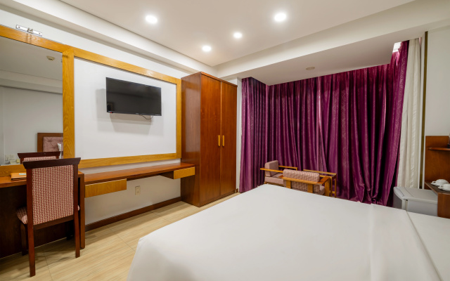 Happy Light Central Nha Trang – Guest Rooms – Nha Trang