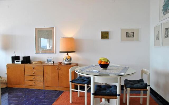 Edy sea View Holiday Apartment