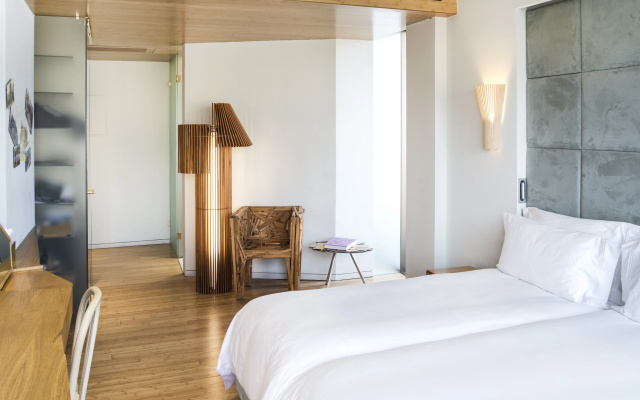 New Hotel