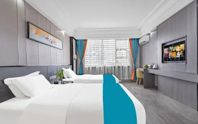 Venice Fashion Hotel