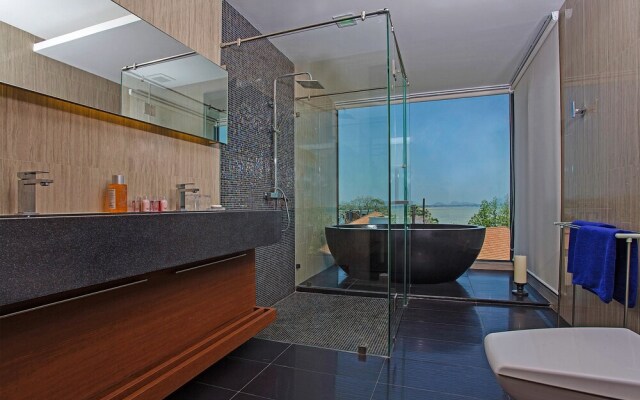 Equilibrium Rawai Villa - 4 Bed
