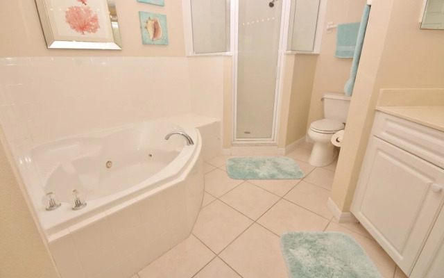 Oceanwalk 8-206 Apartment 2