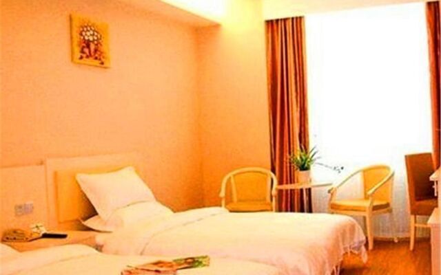 Super 8 Hotel