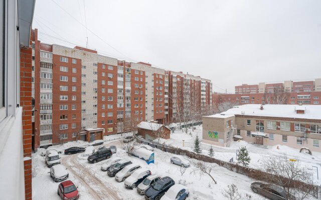 Апартаменты на улице Большакова