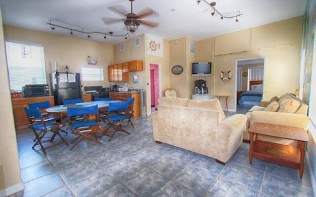 Gulf Sunset Oasis Holiday home