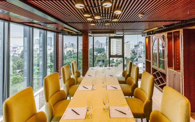 Winsuites Sai Gon Hotel