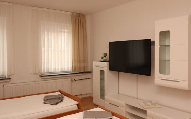Central Apartment Near the Trade Fair