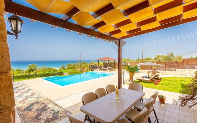 Villa Minoas Large Private Pool Walk to Beach Sea Views A C Wifi Eco-friendly - 2565