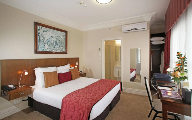 Tuakau Hotel