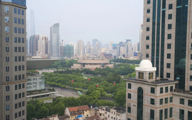 Good Time Travellers Inn-People Square No.2