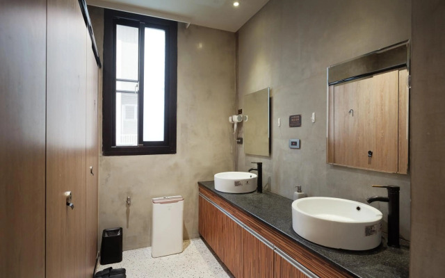 Journey Hostel