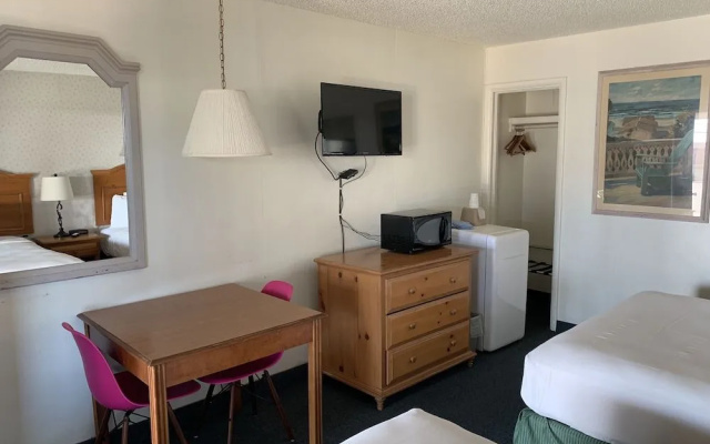 Pacific Sunset Inn