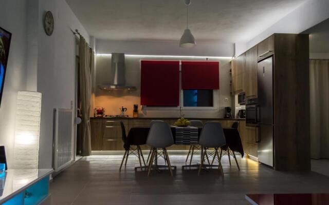 180° View Luxury Flat