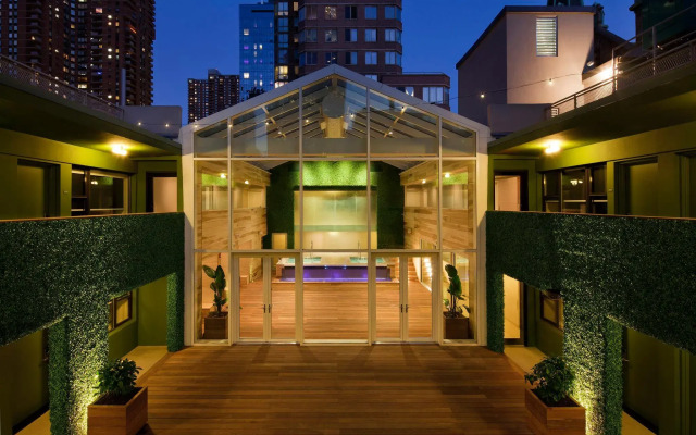 Cachet Boutique Hotel NYC