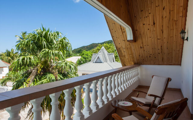 Villa Aya