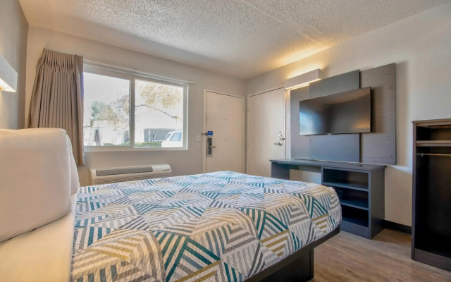 Motel 6 Santa Fe