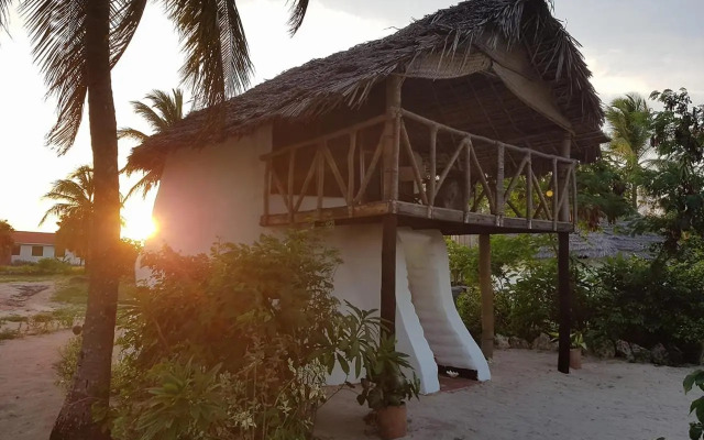 Kilwa Beach Lodge