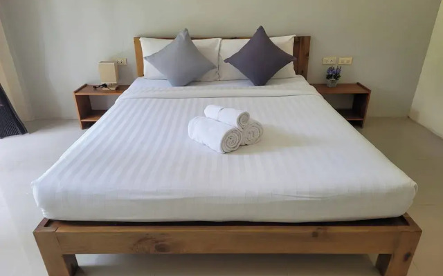 Snooze Inn Phuket