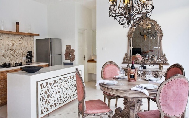 Le Chloe Villas – Guest Rooms – Kuta