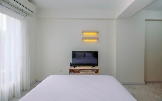 Comfy And Stylish Studio Podomoro Golf View Apartment By Travelio – Guest Rooms – Depok