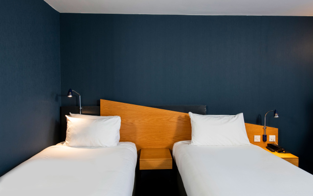Holiday Inn Express Exeter East by IHG